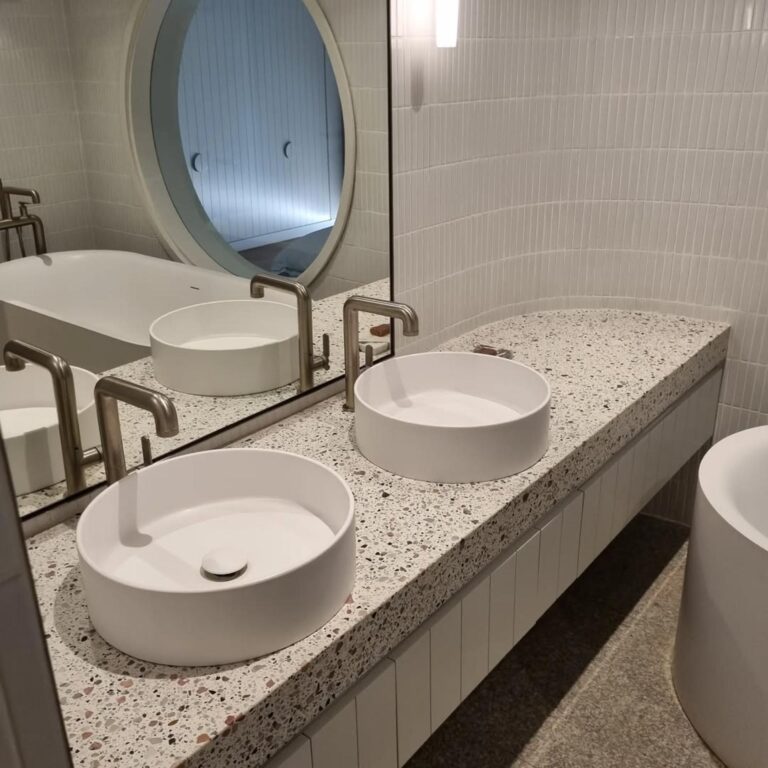 Bathrooms 28 768x768