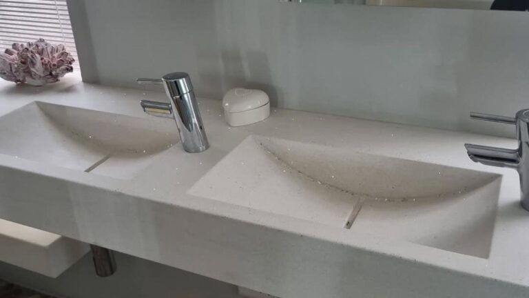 Bathrooms 33 768x432