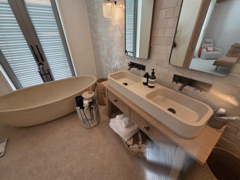 Bathrooms 37 768x576
