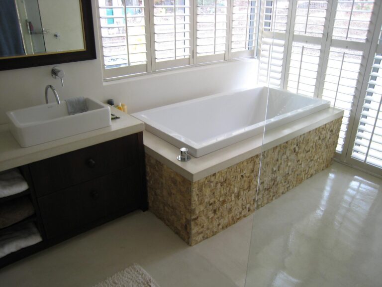 Bathrooms 40 768x576