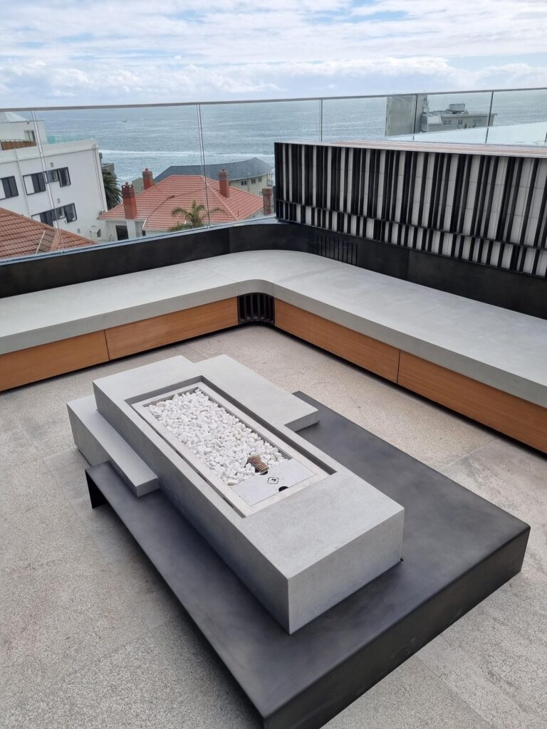 fireplaces (2)